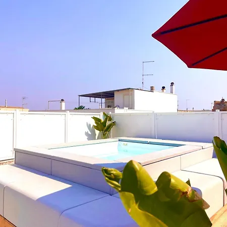 Casa E Salento - Centro Storico With Shared Terrace דירה *