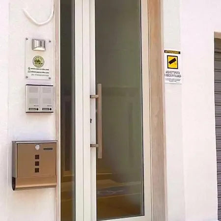 Casa E Salento - Centro Storico With Shared Terrace דירה Nardò